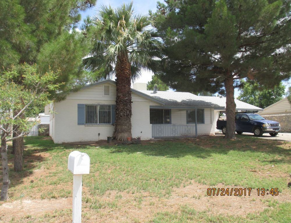 306 Kent Ave - Photo 2 of 25