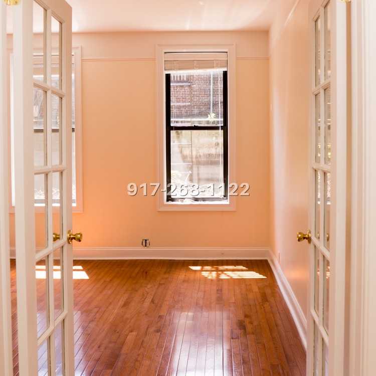 Washington Avenue #A4