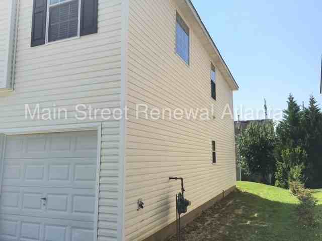 2590 S Hills - Photo 3 of 12
