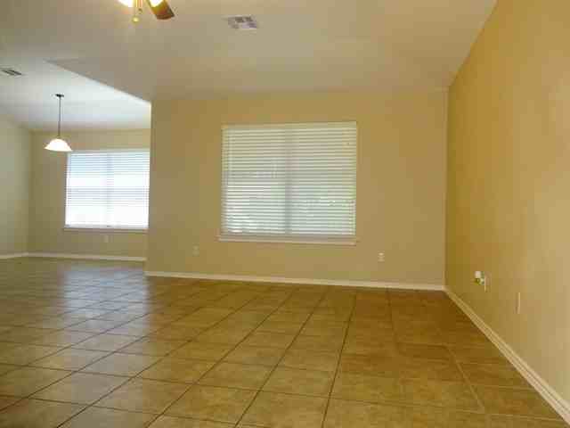 2605 Pearson Way - Photo 2 of 18