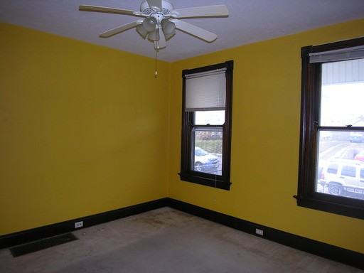 514 Maple St - Photo 2 of 14