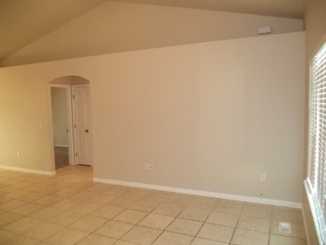 11296 Tamsworth Dr - Photo 2 of 18