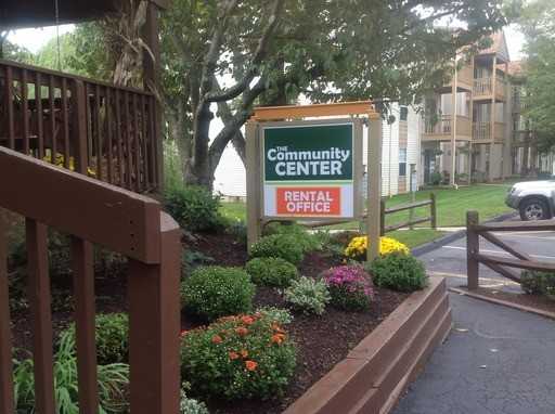 288 Manor Dr - Photo 2 of 12