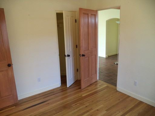 1100 Madison St SE - Photo 3 of 14