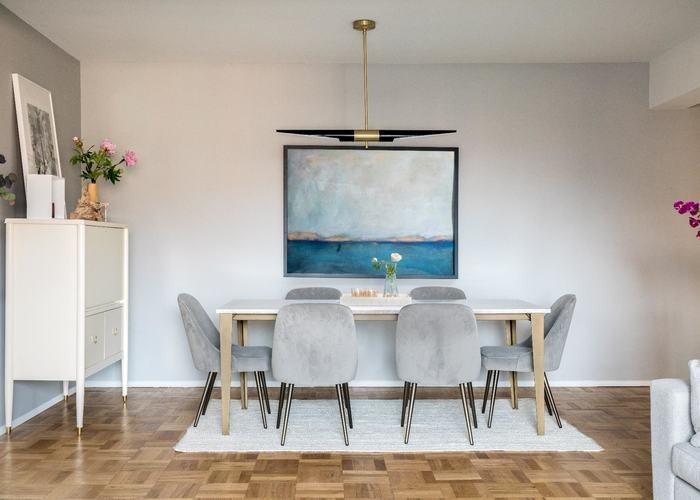 7 Peter Cooper Rd #2E