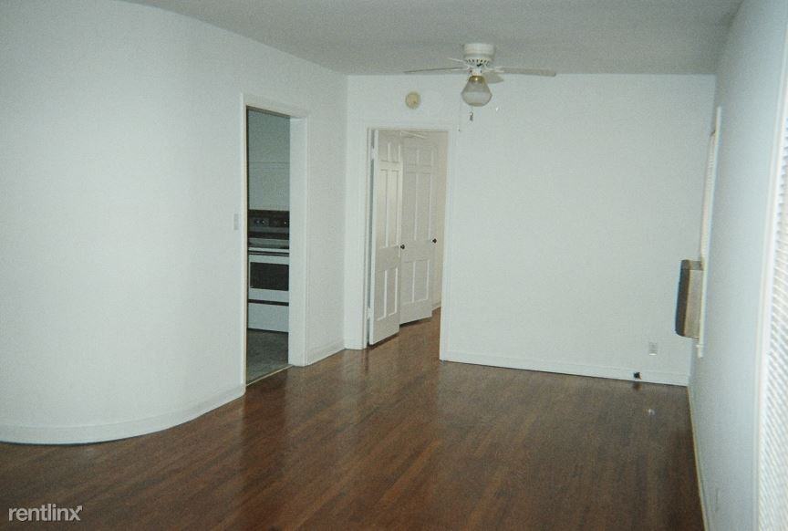 4539 Broadway #89547-1 - Photo 3 of 3