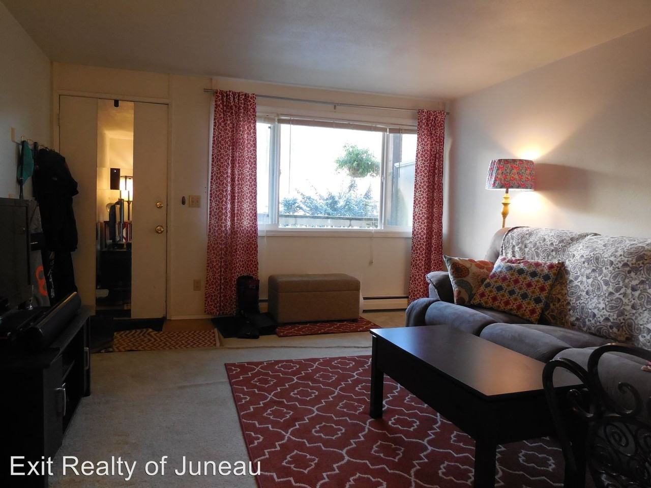 2736 Roger St - Photo 2 of 9