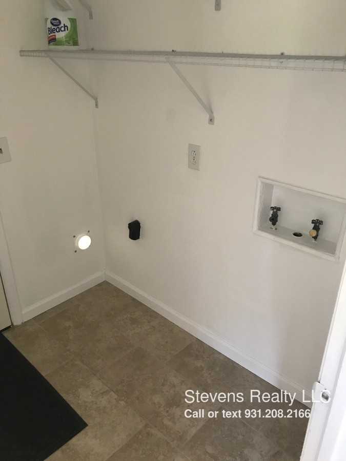 4904 Big Horn Dr - Photo 3 of 10