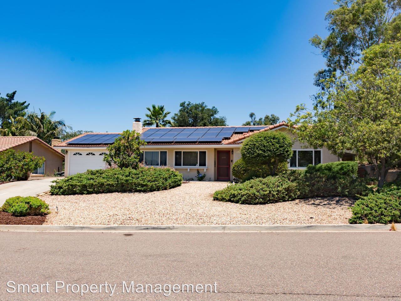 10506 Moon View Way - Photo 3 of 15