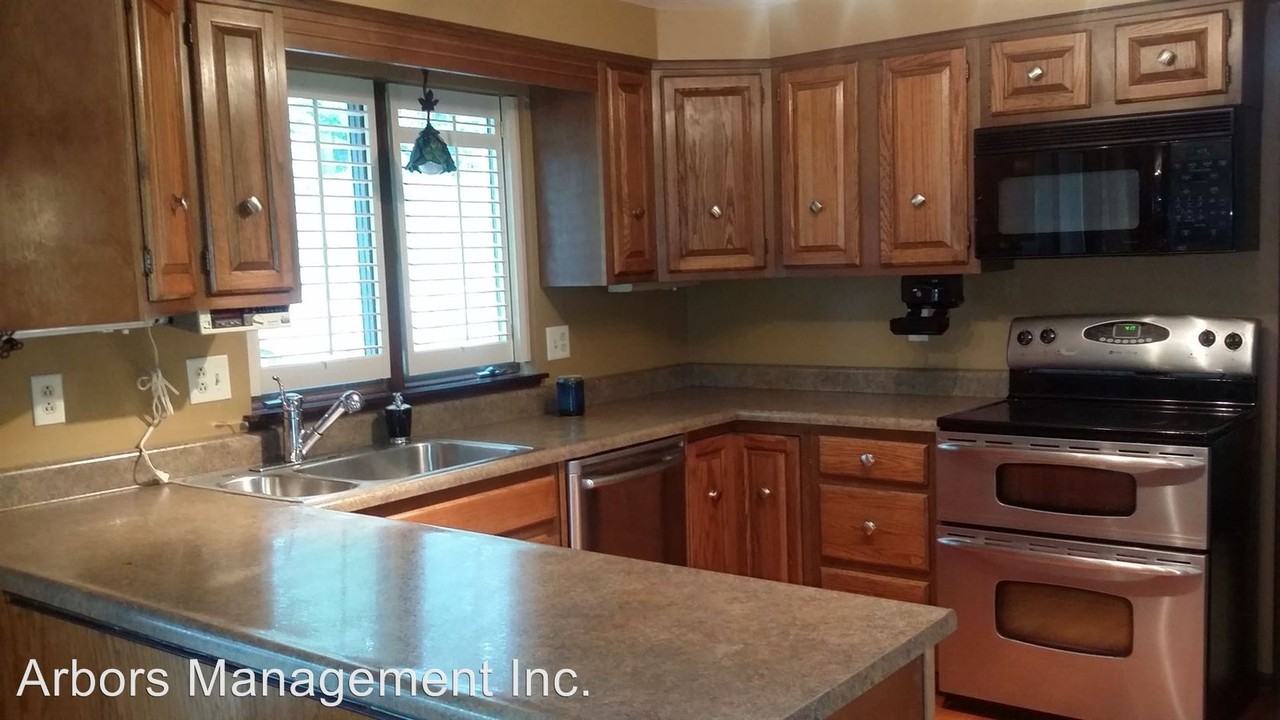 10460 Old Babcock Blvd - Photo 3 of 16