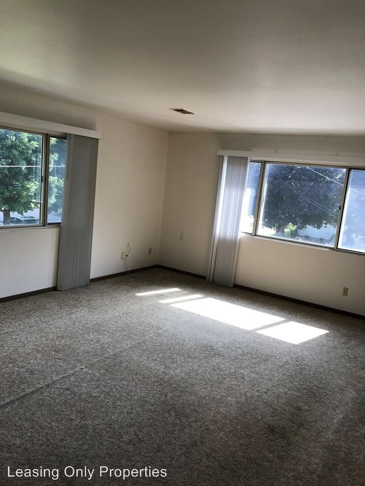 5650 46th Ave - Photo 2 of 6