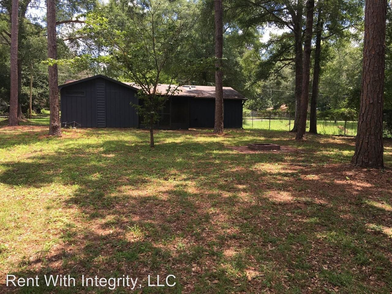 5873 Cypress Cir - Photo 3 of 18