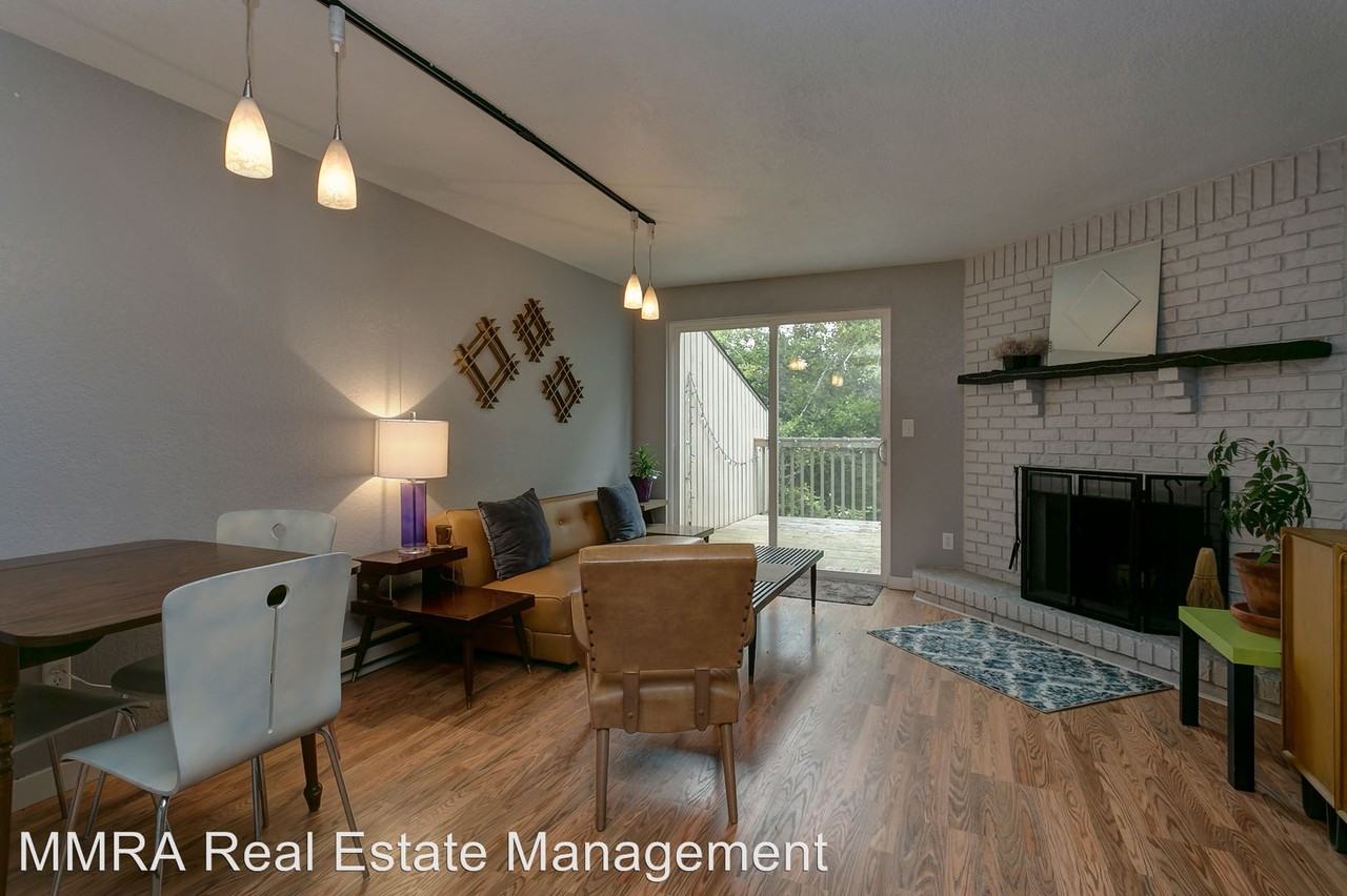 1305 W Clearbrook Dr #12 - Photo 3 of 17