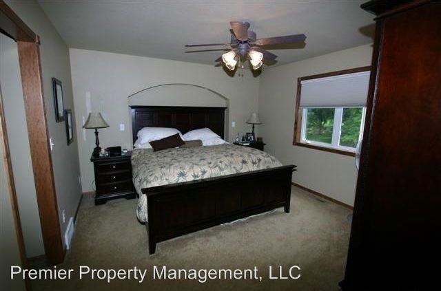 3624 Southridge Ct - Photo 3 of 16