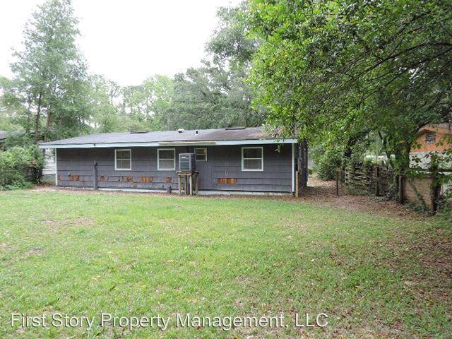 3510 Lakewood Dr - Photo 2 of 9