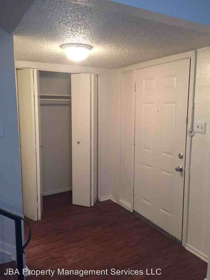 1764 Farleigh Ct - Photo 2 of 20