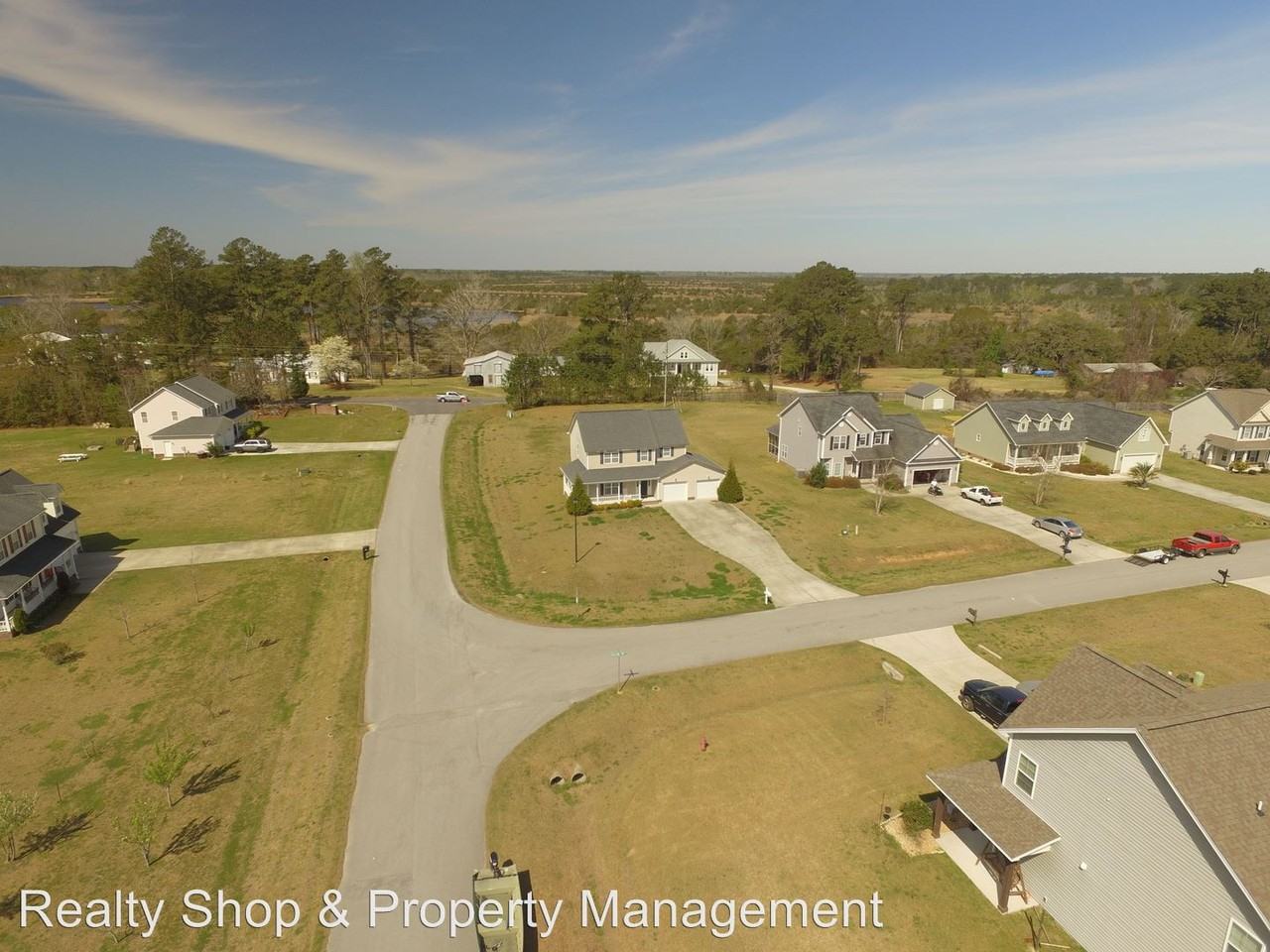 201 Stella Bridgeway Dr - Photo 2 of 33