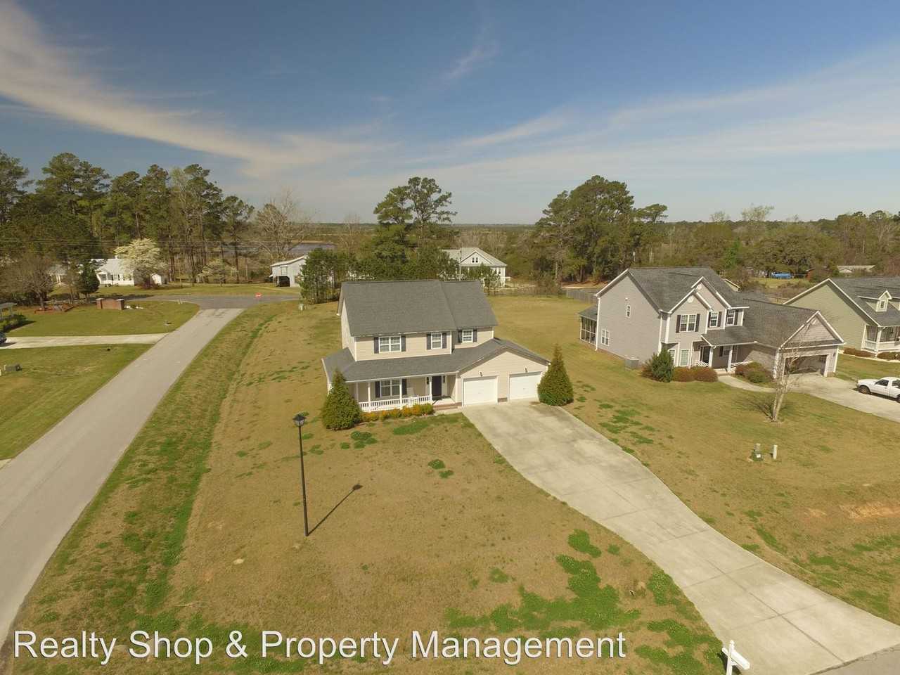 201 Stella Bridgeway Dr - Photo 3 of 33