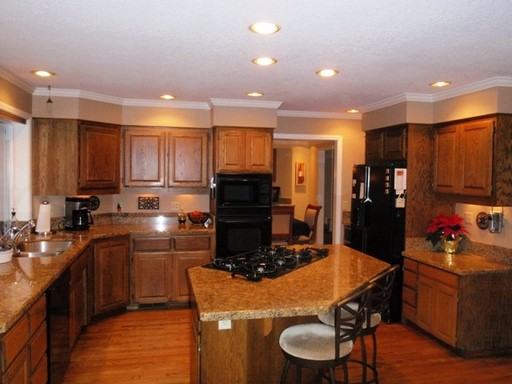 18727 NE 133rd St - Photo 3 of 11