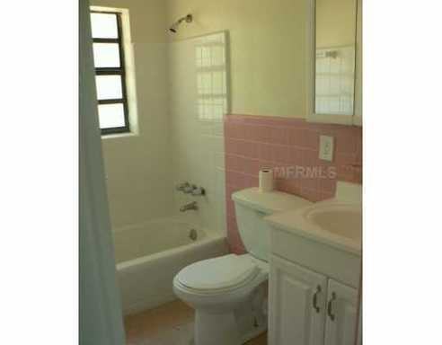 125 Wilmer Ave - Photo 3 of 6