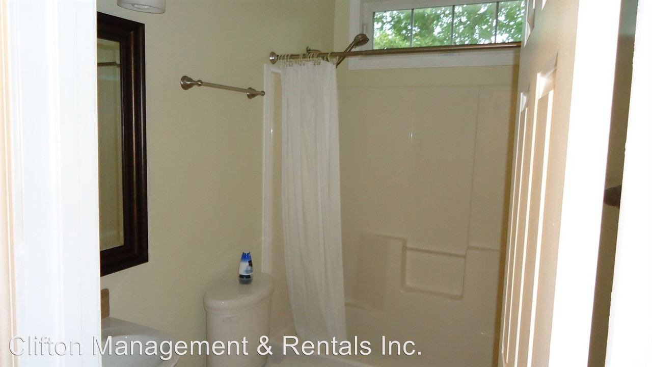 314 Jacqueline Dr - Photo 3 of 17