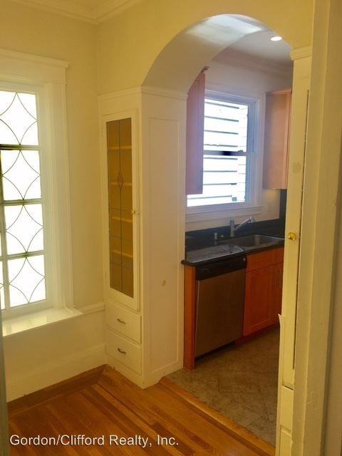 1950 SACRAMENTO STREET - Photo 2 of 14