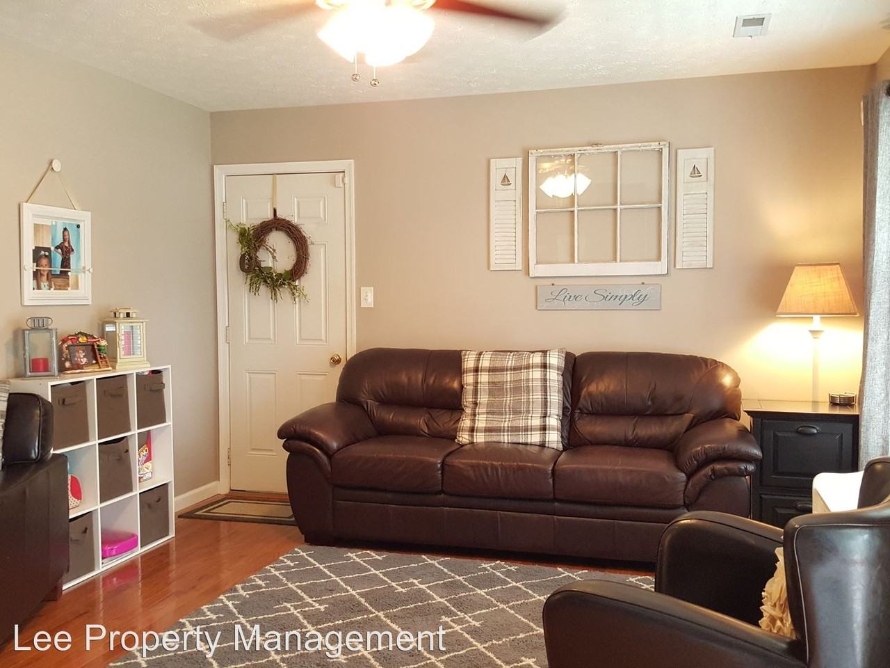 312 Creek Ave - Photo 2 of 24