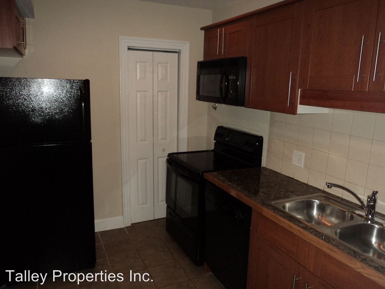 2121 Kirkwood Ave - Photo 3 of 6