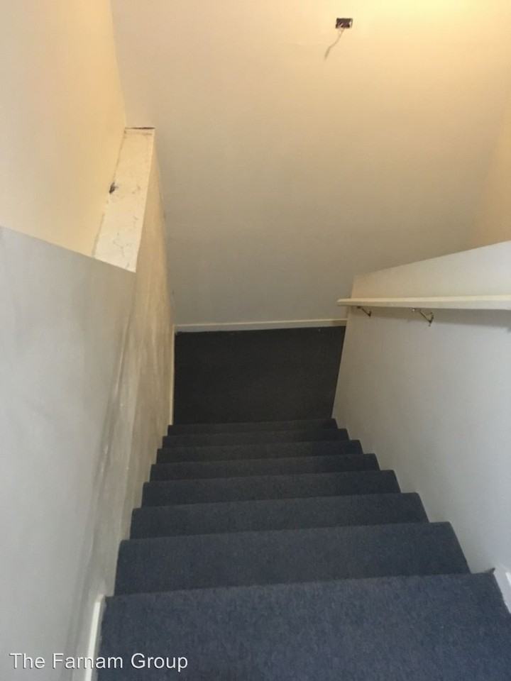 32 Old Bradley St - Photo 3 of 12