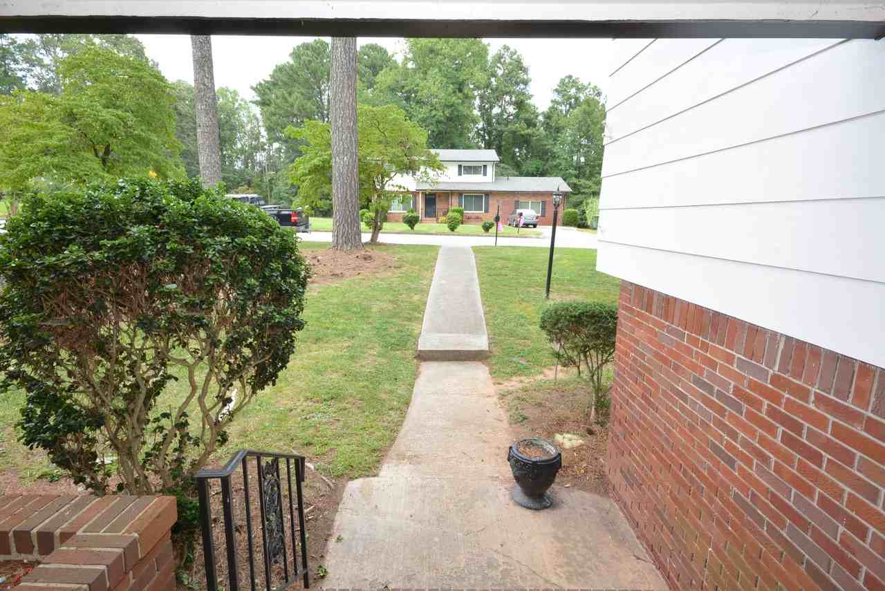 2530 Omaha Rd SW - Photo 3 of 39