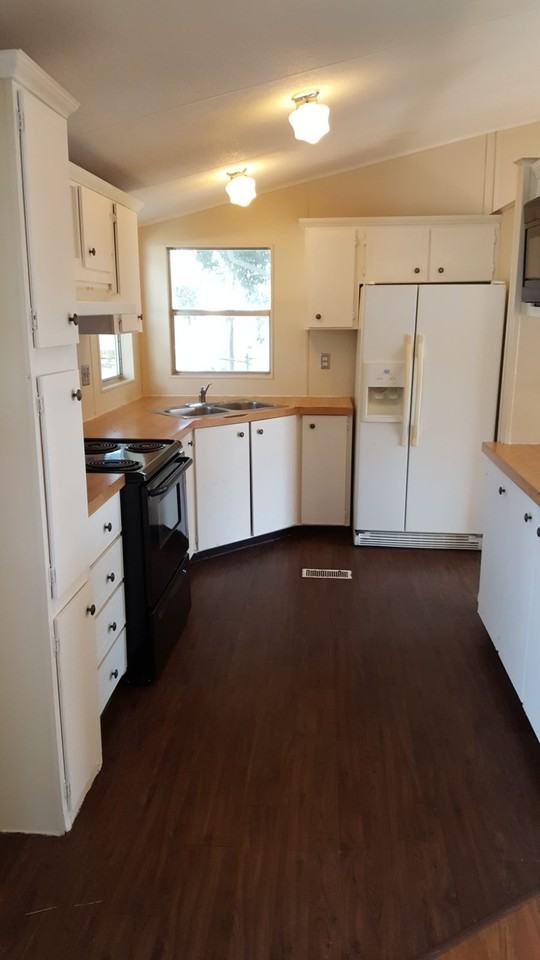 11887 Anchorage Way - Photo 2 of 10