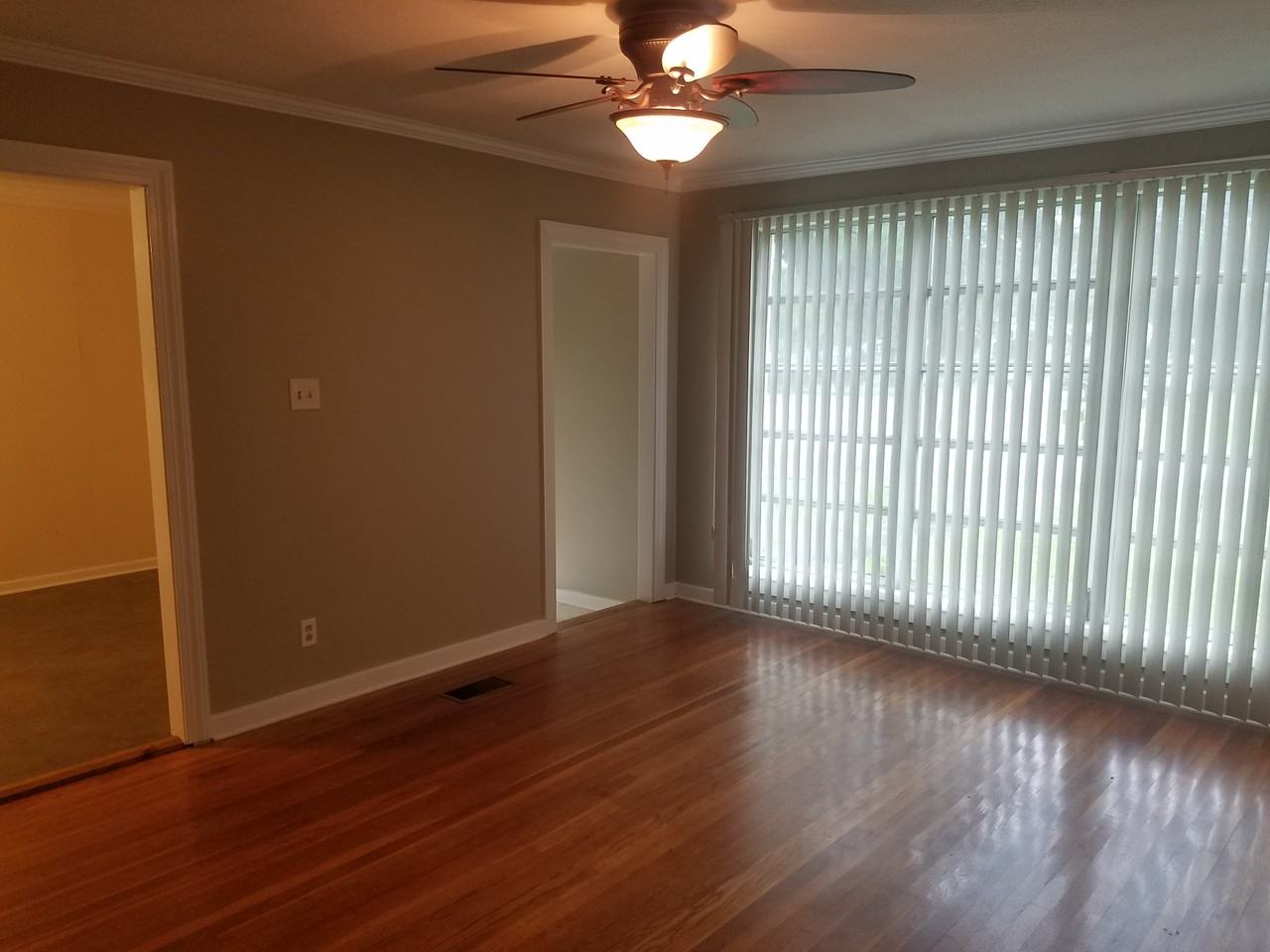 1001 Mamie St - Photo 2 of 8