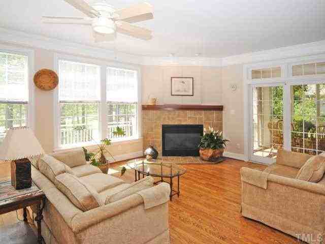 81203 Alexander - Photo 2 of 14