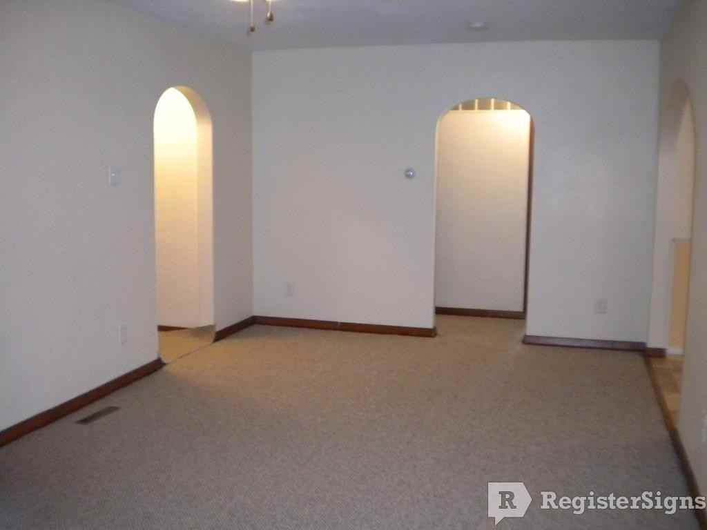 23 W Washington St - Photo 3 of 8