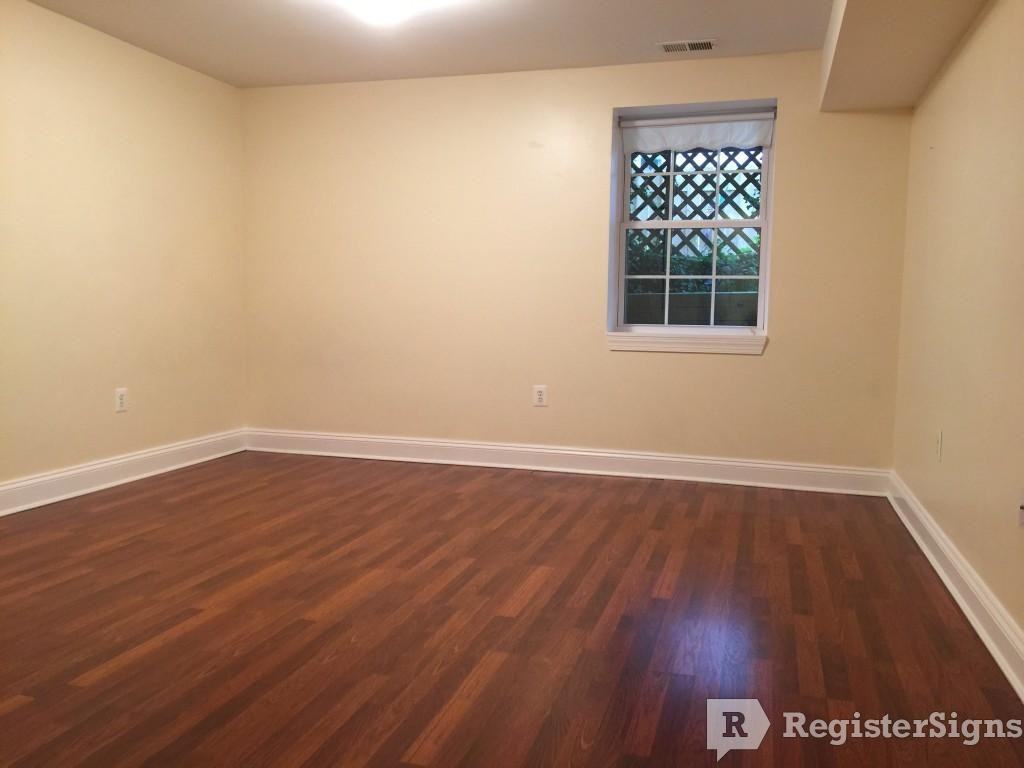 7103 Idylwood Rd - Photo 3 of 11