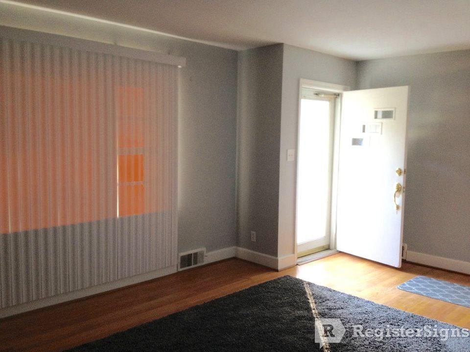 909 Shuman St SW - Photo 3 of 10