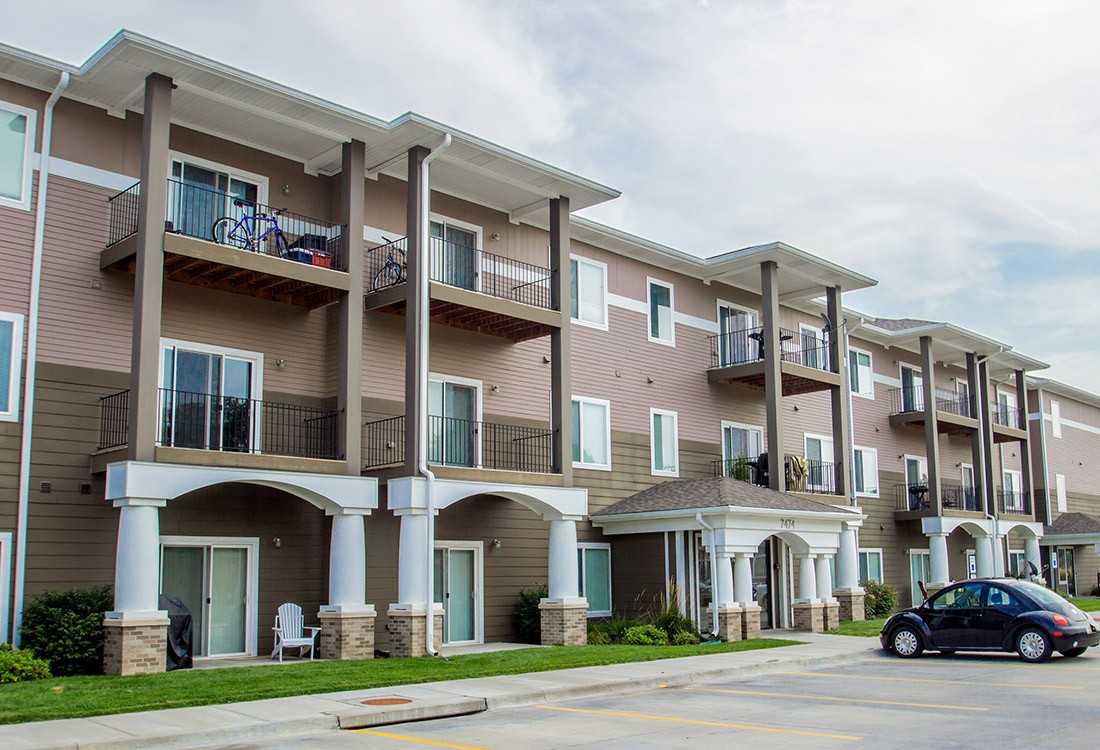 The Oaks at Lakeview - Photo 4 of 39