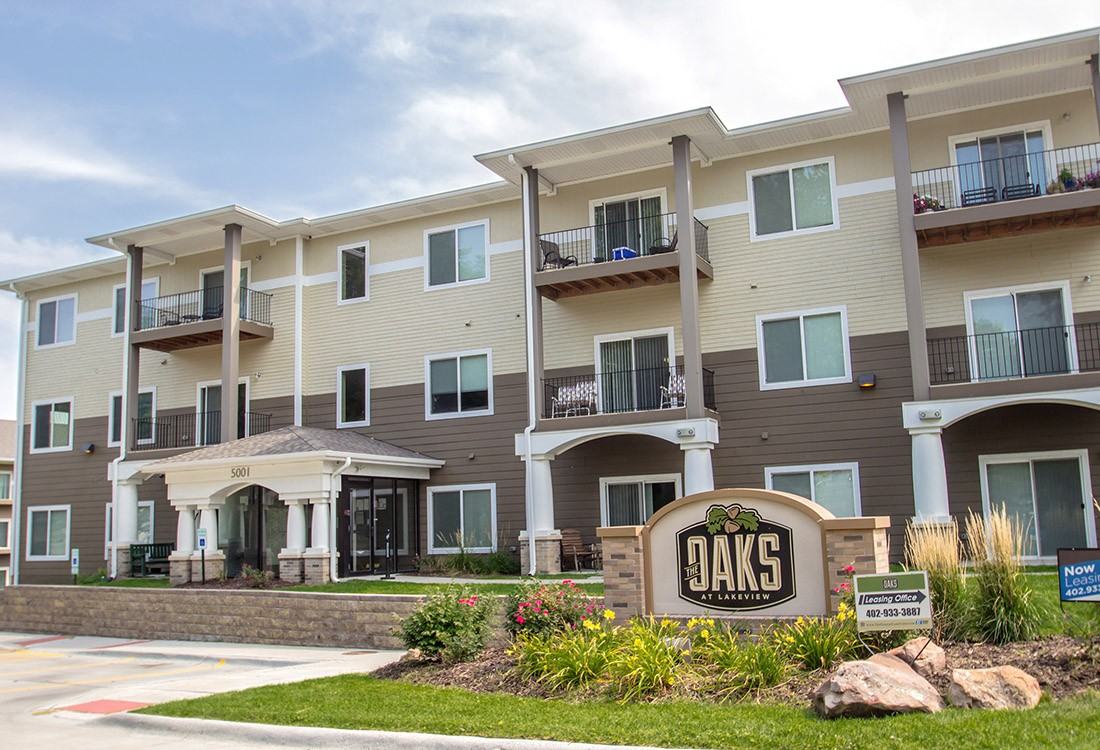 The Oaks at Lakeview - Photo 5 of 39