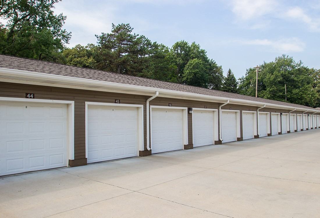 The Oaks at Lakeview - Photo 6 of 39