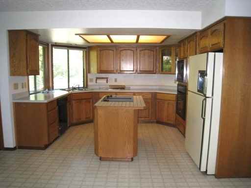 1499 Braemar Dr - Photo 2 of 9