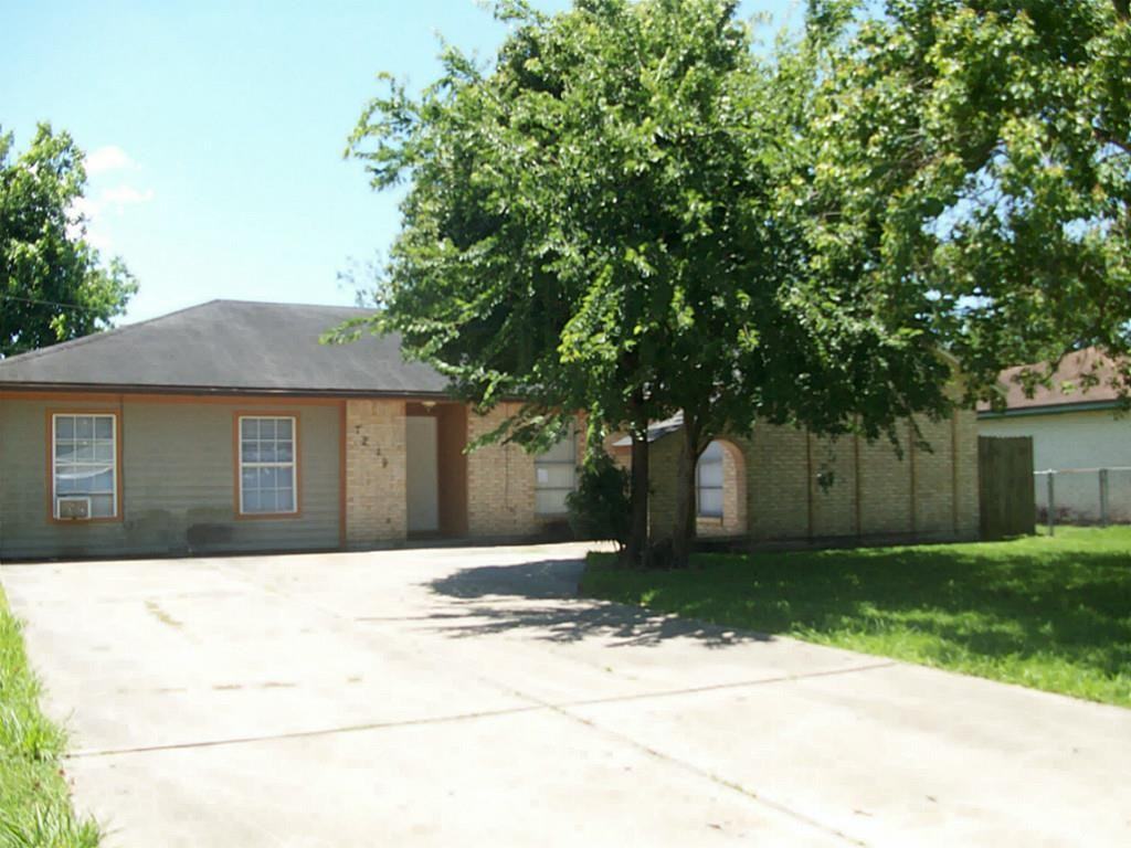 7219 Meadowlark Ln - Photo 2 of 13