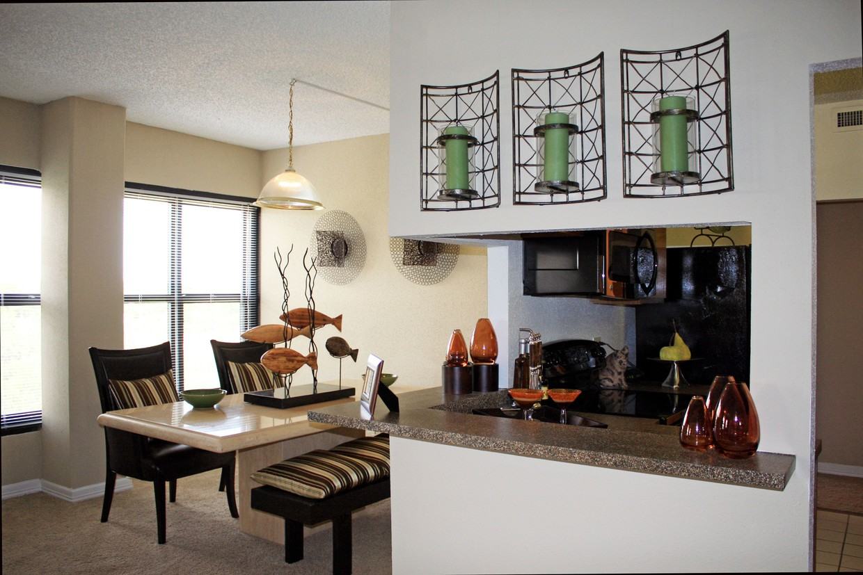 Towers at Clear Lake - Photo 3 of 32