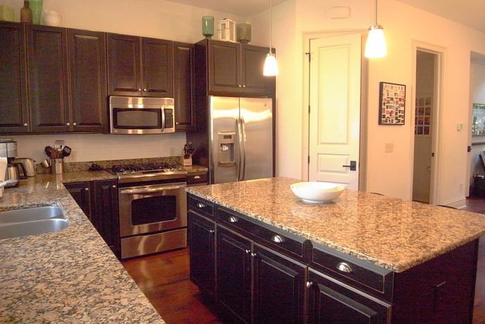 172 E Gay St - Photo 3 of 21