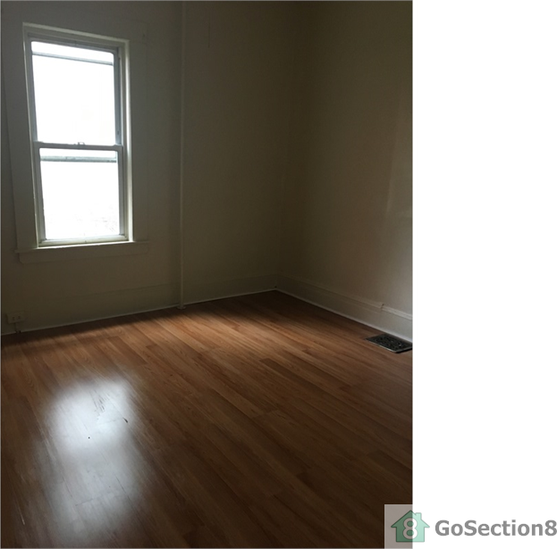 90 Brook St #C - Photo 2 of 6