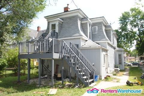 3126 16th Ave S - Photo 3 of 14