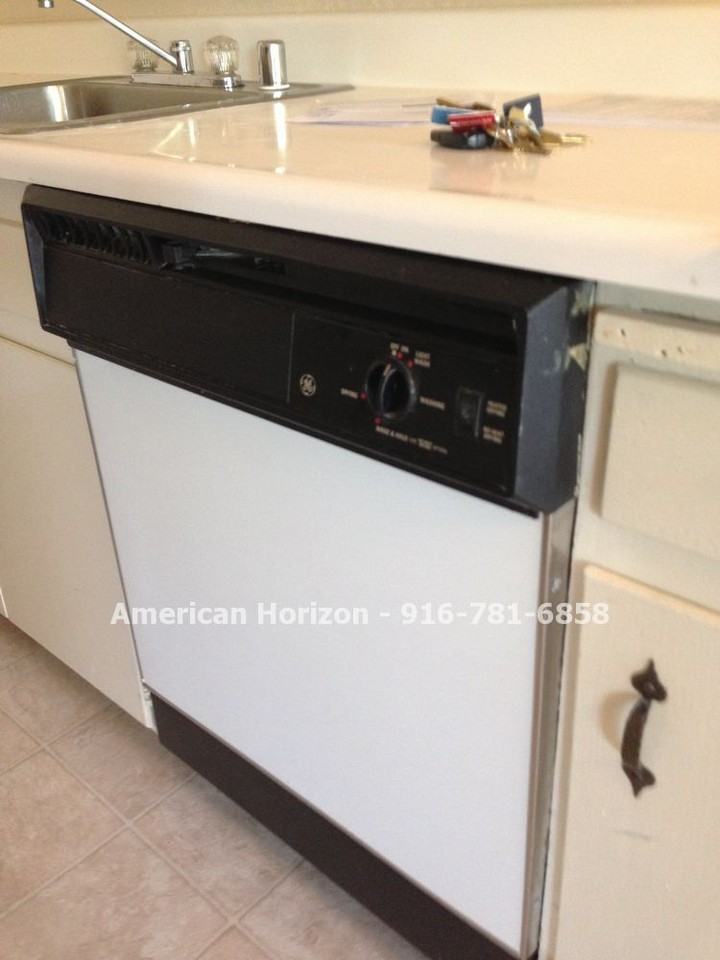 1307 Edmonton Ave - Photo 2 of 7