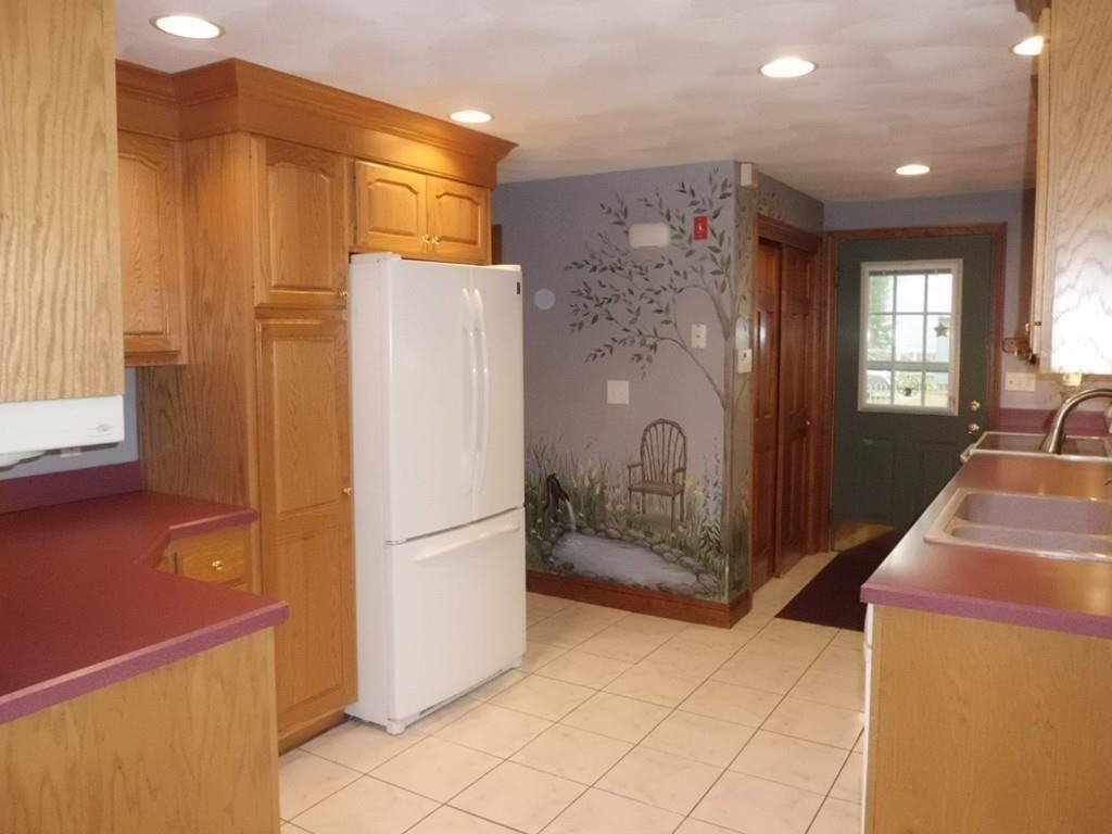 124 Wolcott St #1 - Photo 3 of 30