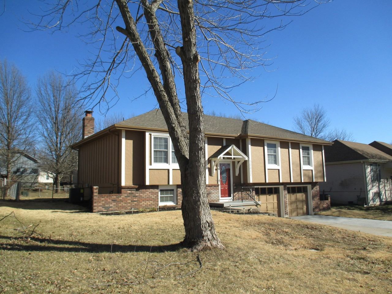 16317 McKinley St - Photo 3 of 16