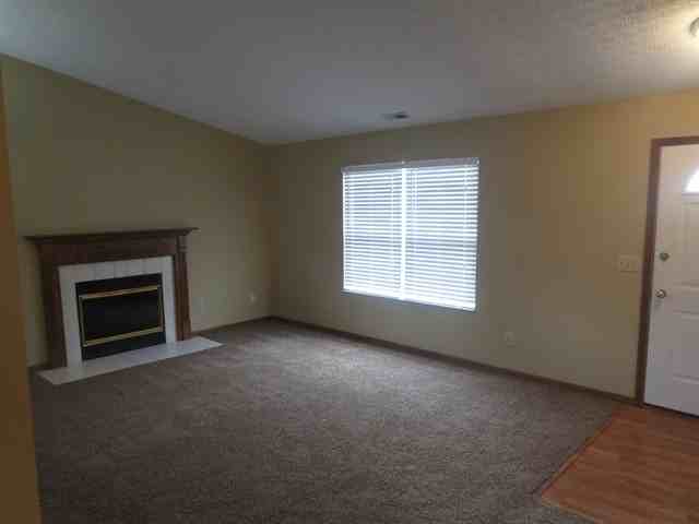 1856 Kingscreek Ct - Photo 2 of 14