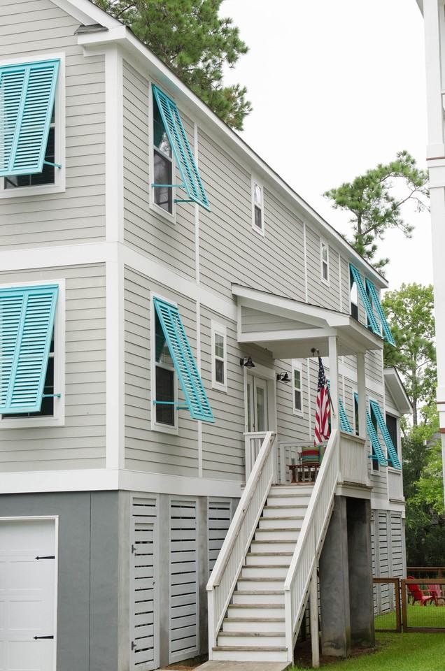 3004 S Shore Dr - Photo 2 of 50